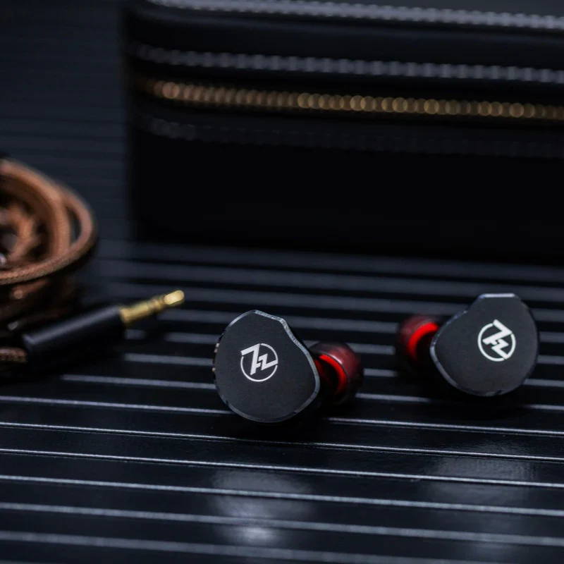 7HZ x Crinacle: Diablo Planar Magnetic Driver IEM - Image 12