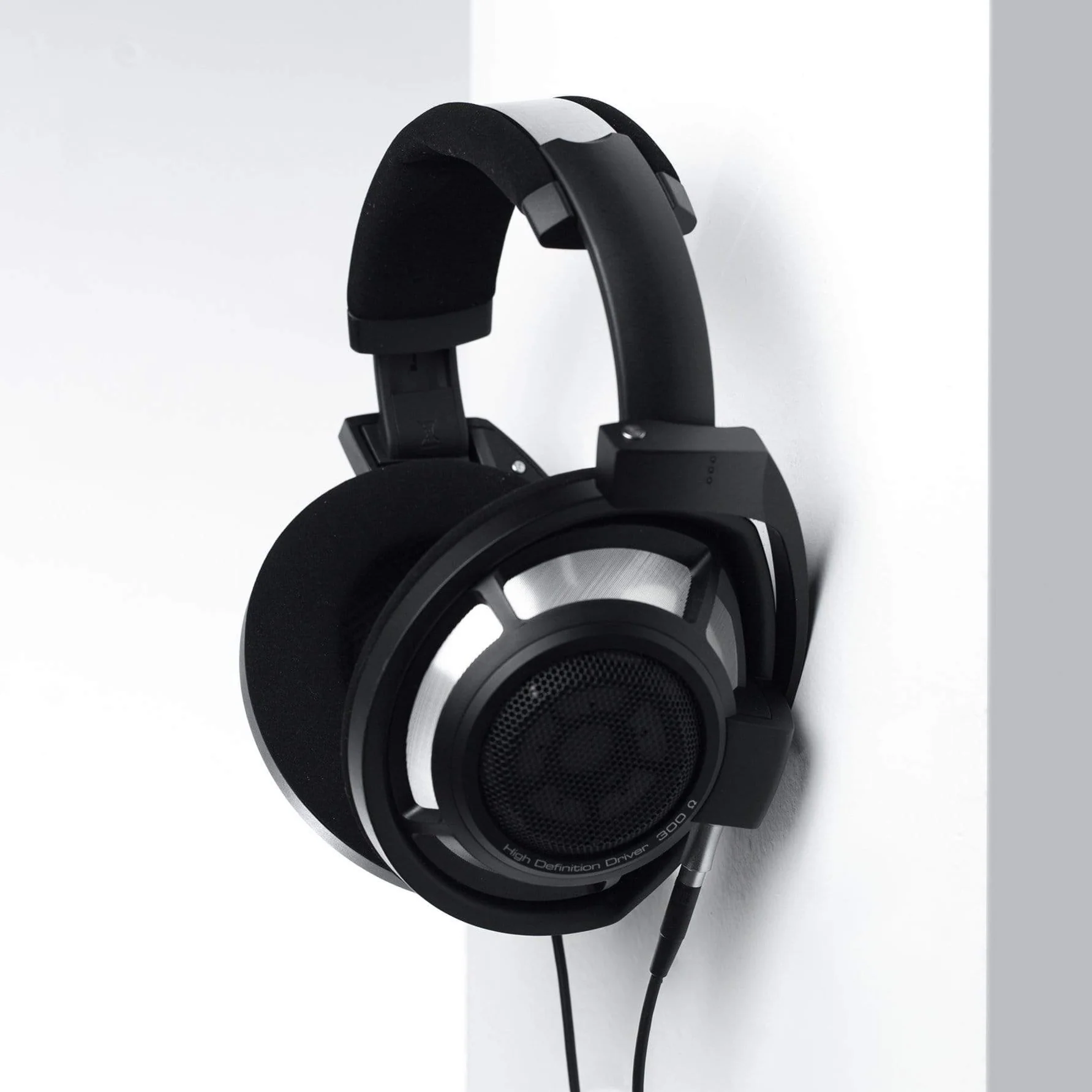 Sennheiser HD 800 S Open Back Headphones - Image 4